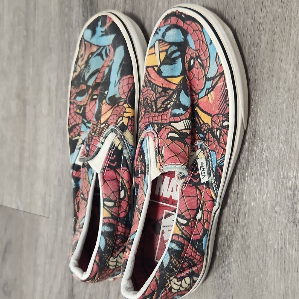 Vans Marvel Spider-Man Graphic Slip-Ons Mens 7 Womens 8.5 - Picture 5 of 10